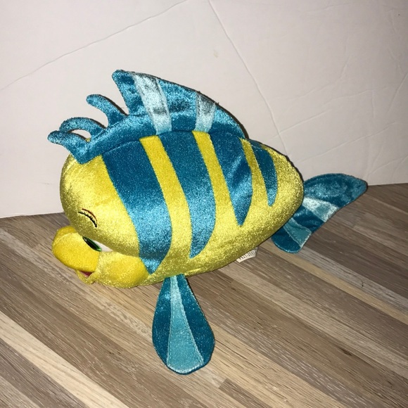 Dora Fish - Picture 2 of 9